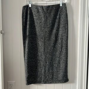 Medium professional midi pencil skirt